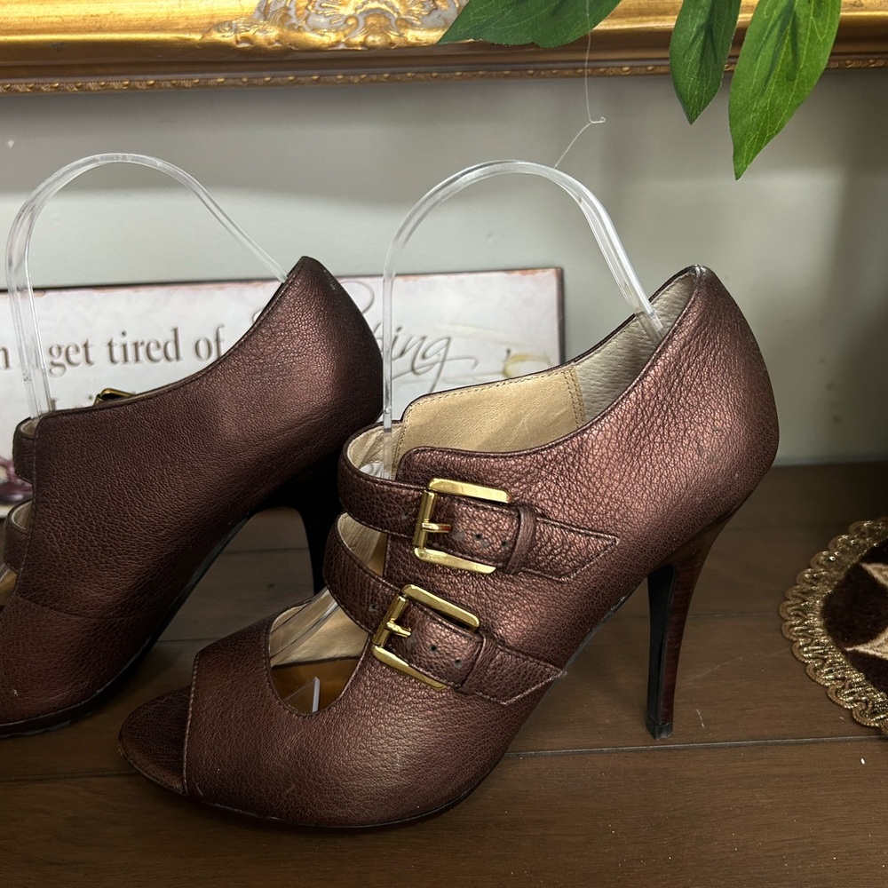Elegant Brown Peep-Toe Heels